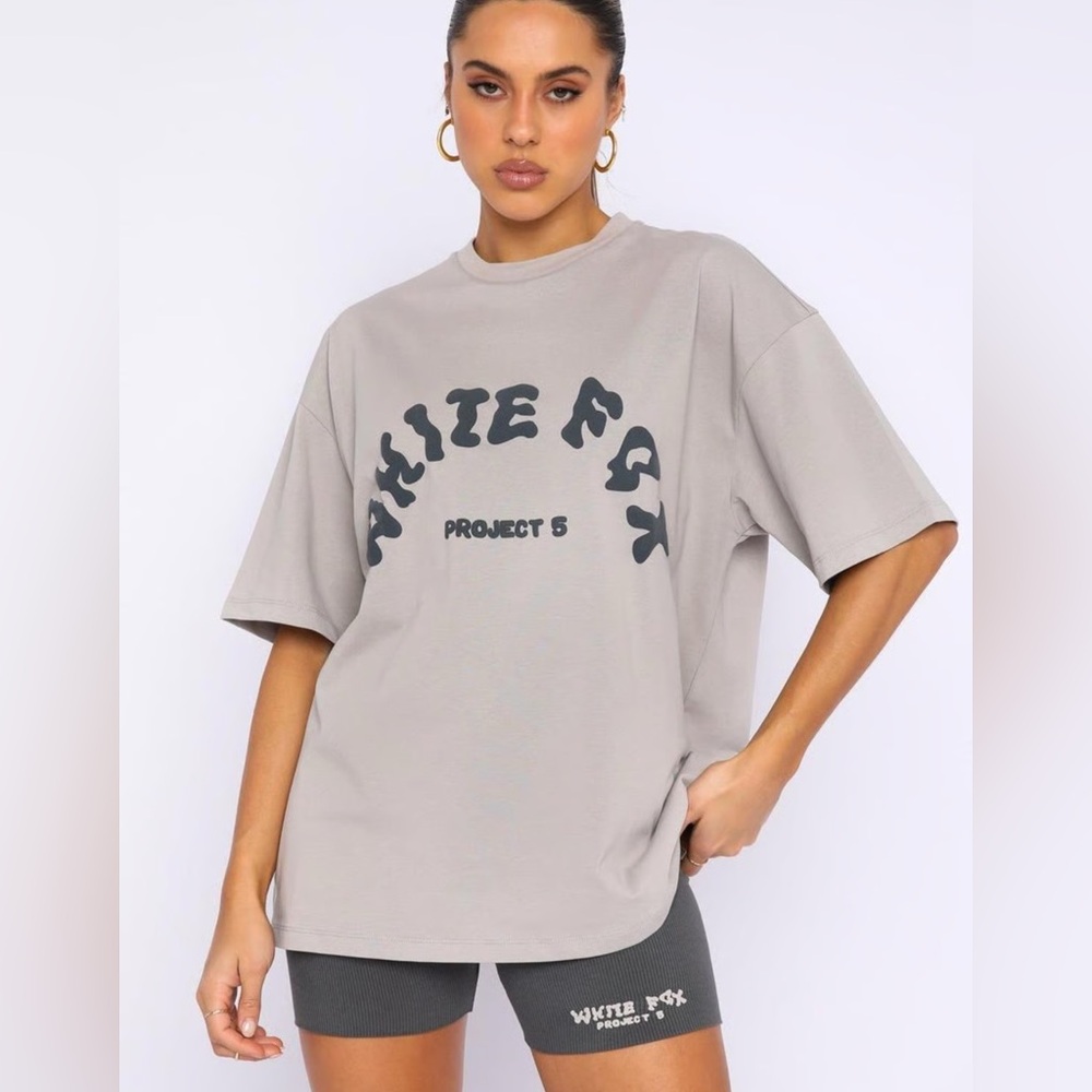 White Fox Gray Graphic Tee
